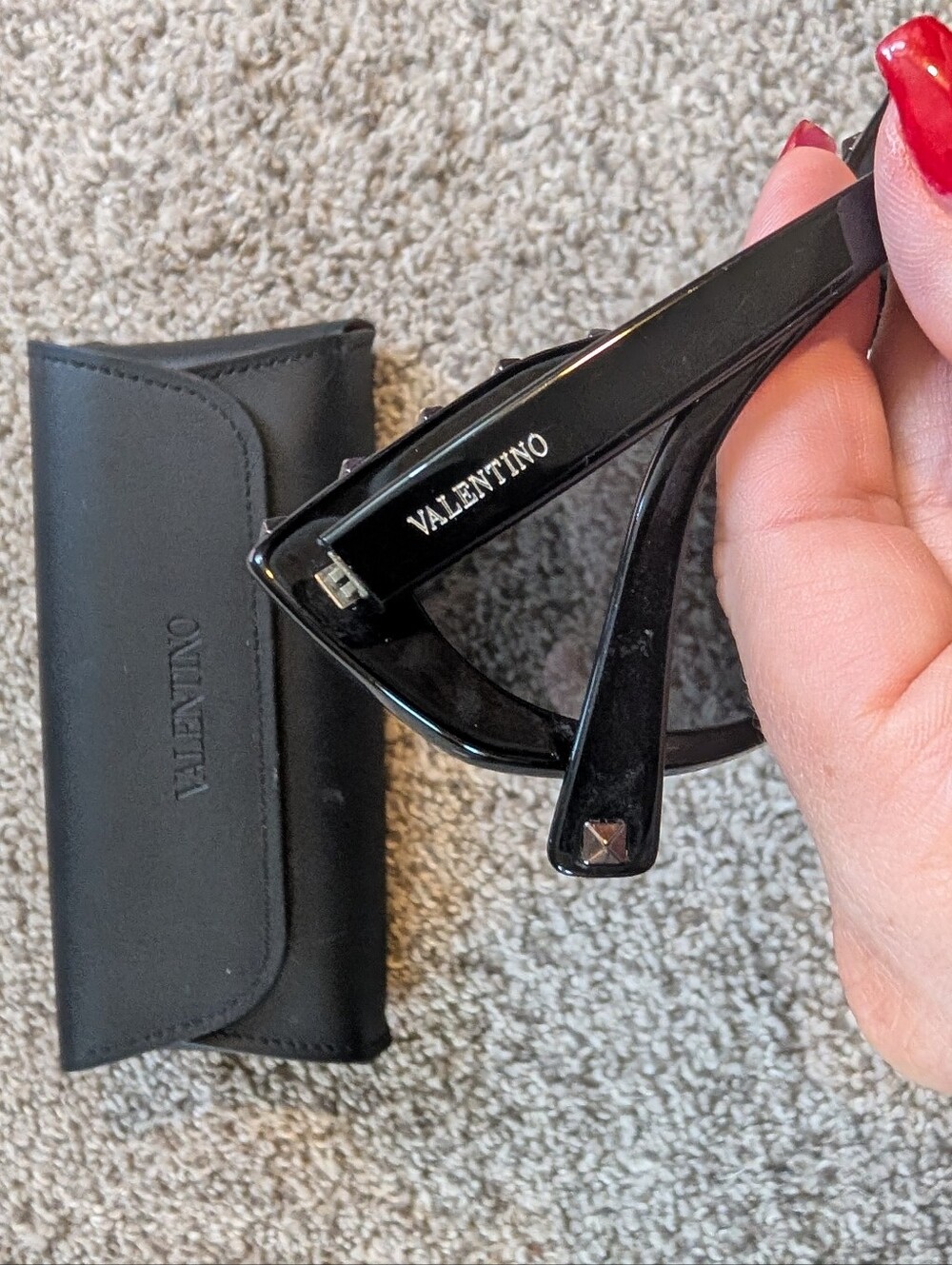 Valentino Rockstud Cat Eye Sunglasses With Case - Picture 3 of 7